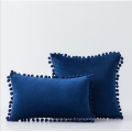 Housse de coussin en velours pour canapé boule de poils unie